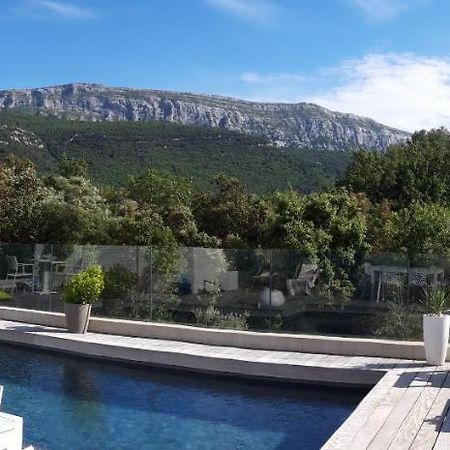 Magnifique Suite Familiale Nans-les-Pins Exteriör bild