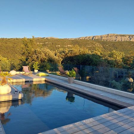Magnifique Suite Familiale Nans-les-Pins Exteriör bild