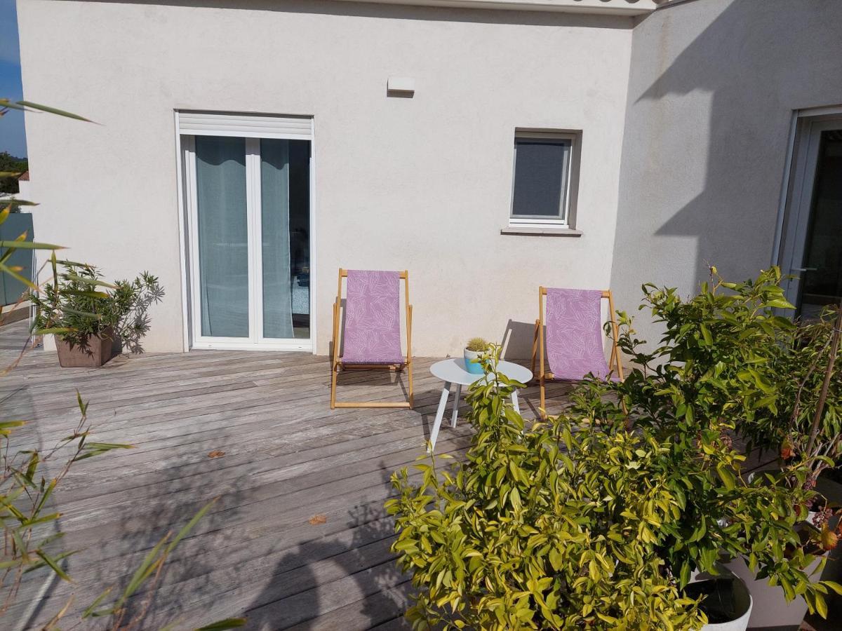 Magnifique Suite Familiale Nans-les-Pins Exteriör bild